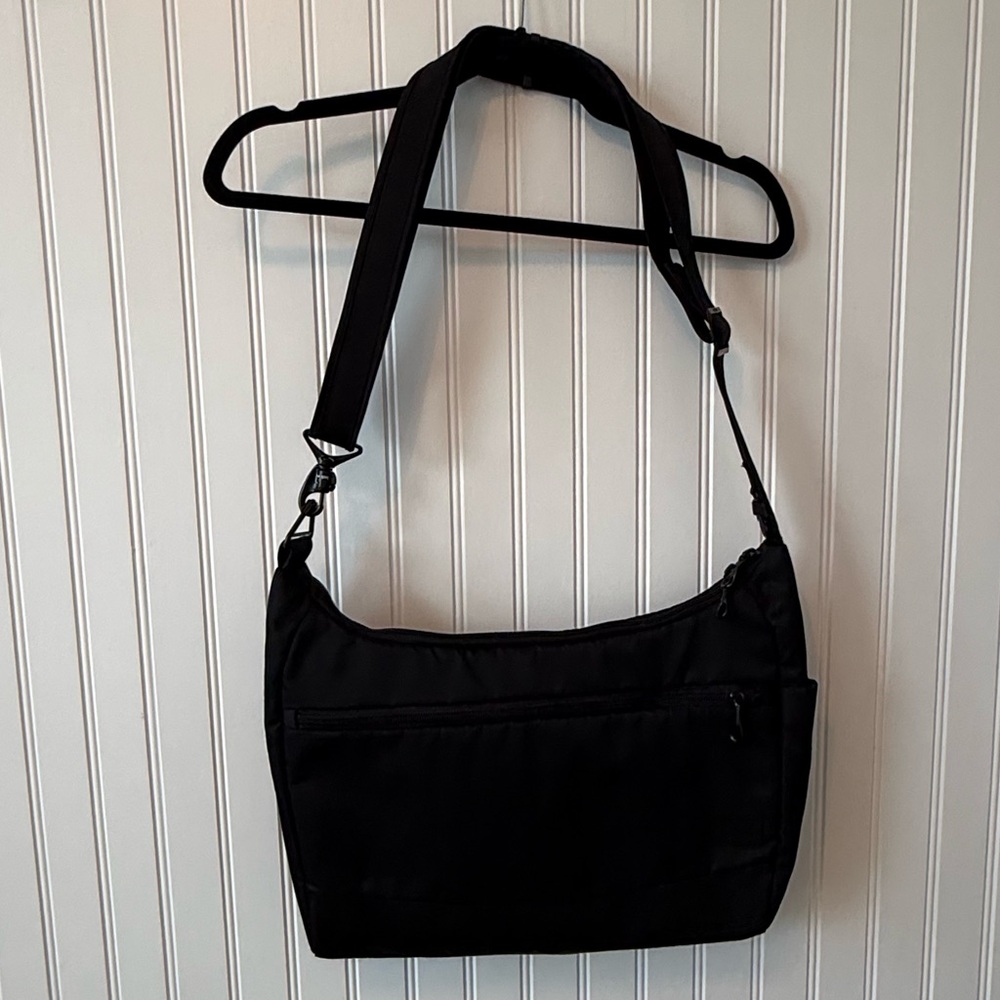 PacSafe AntiTheft Travel Bag